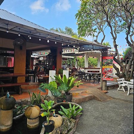 Red Brick Hostel Chiang Mai Luaran gambar